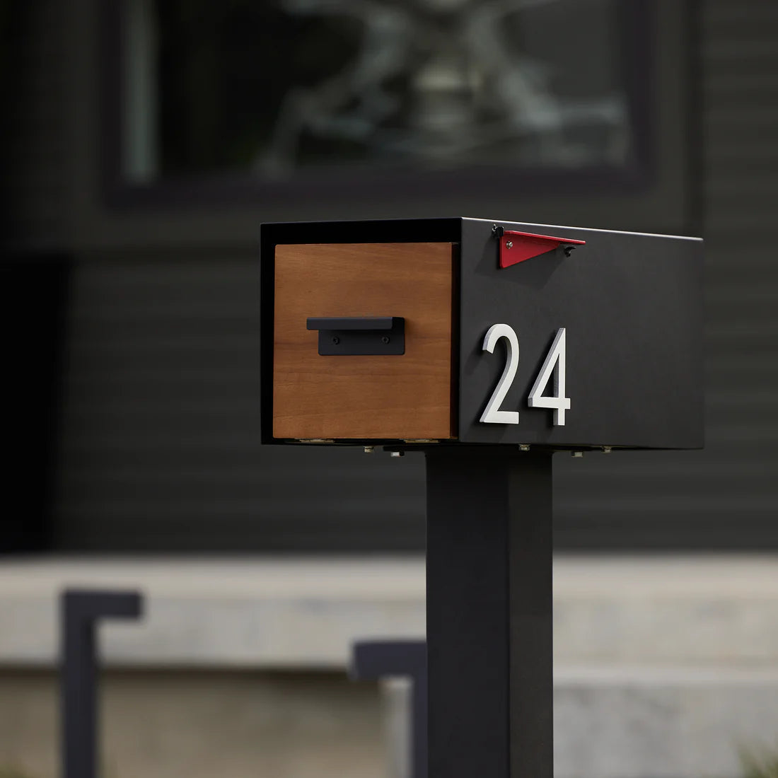Malone | Wood-style Regular (Installed)